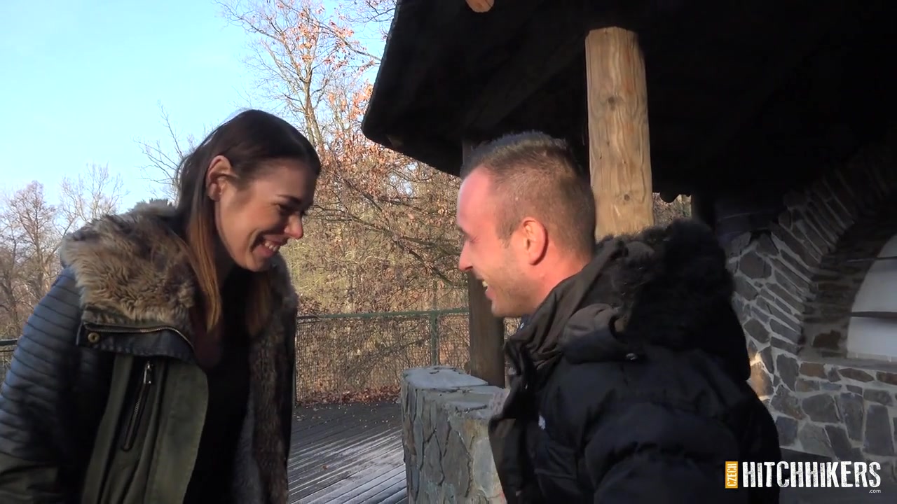 Jessica Bell in Outdoor Quickie With Smiling teen 18+ - Porncz