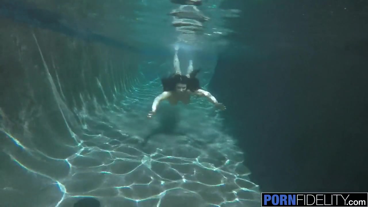 Porn Fidelity And Romi Rain In Is A Livestream Wet Dream