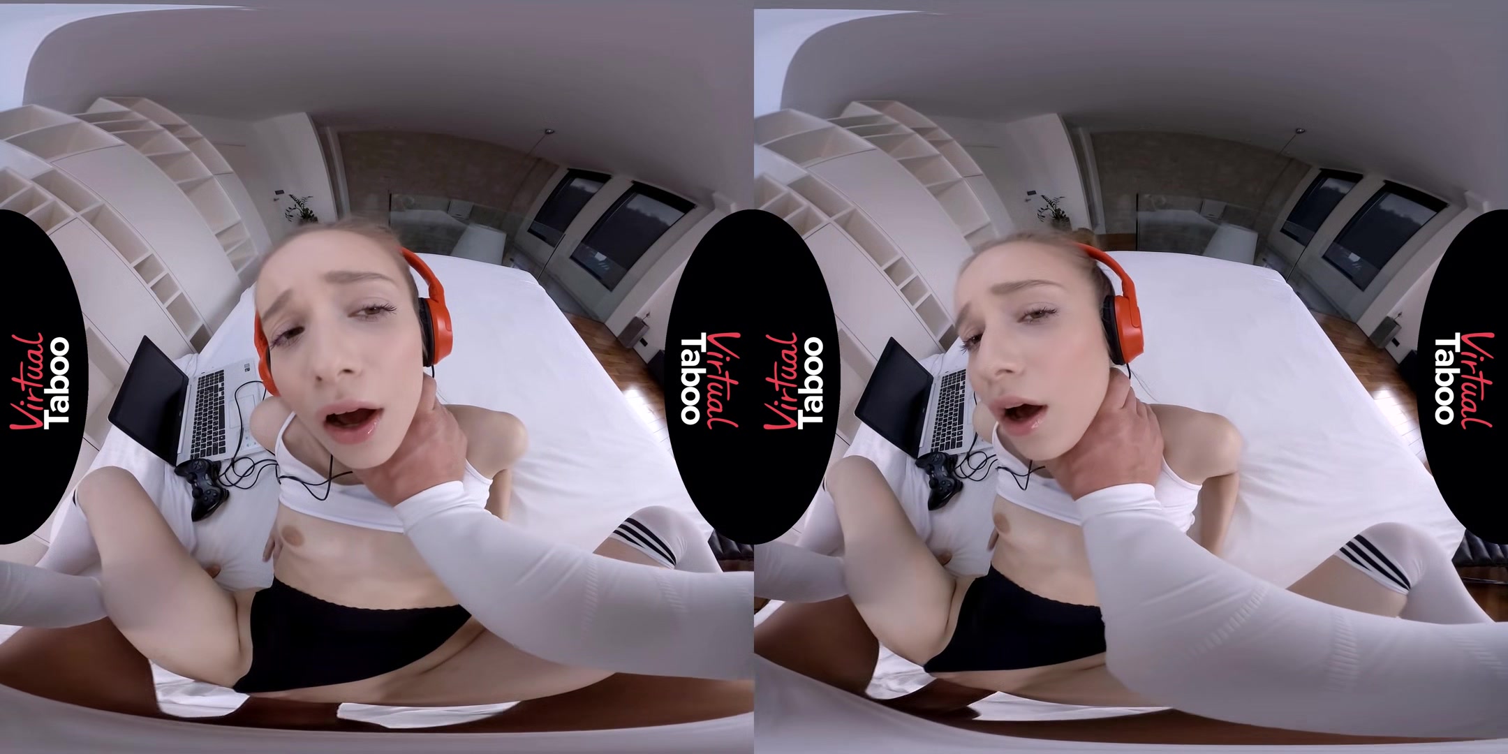 Jessica Portman VR Porn: Come And Play With Daddy's Joystick - VirtualTaboo