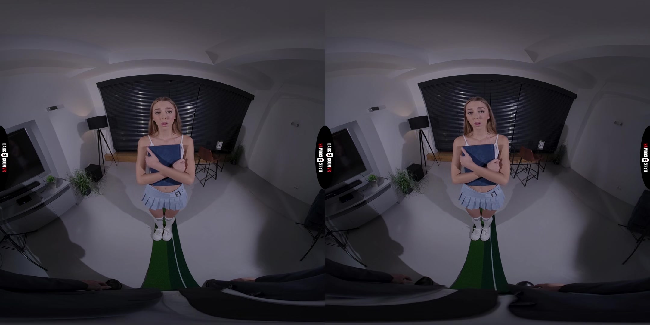 Mary Popiense VR Porn: Special Match - DarkRoomVR
