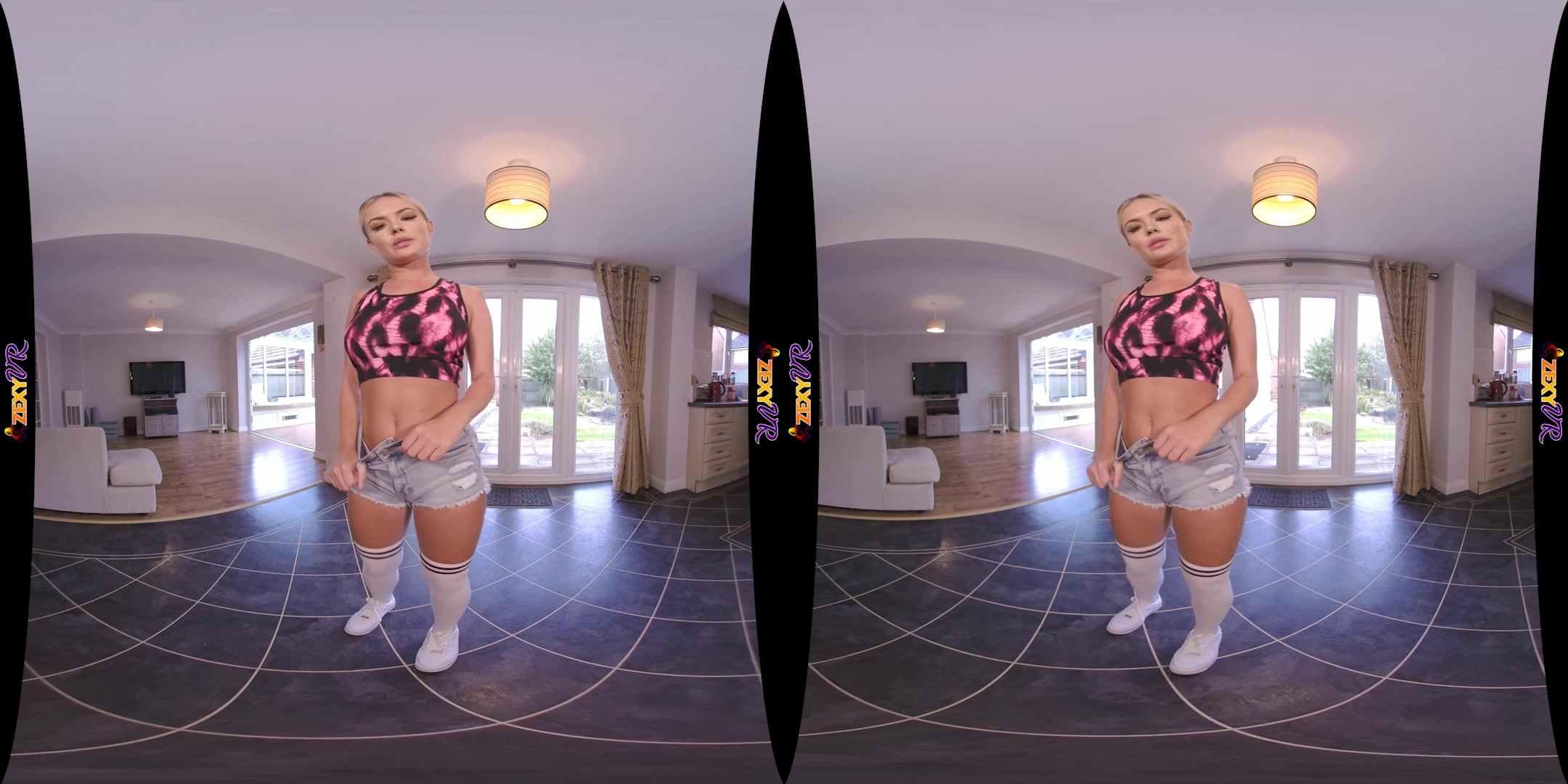 I Hope You Like featuring Louise - ZexyVR