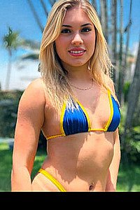 Gabily Castro