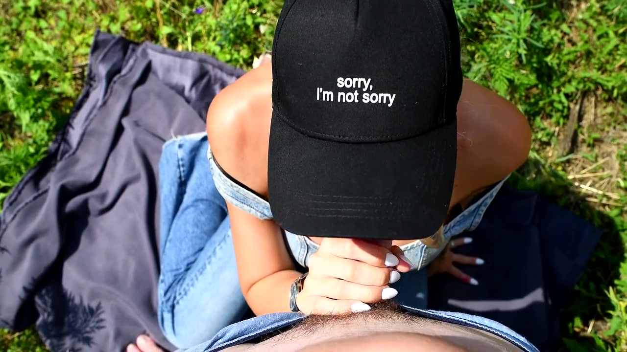 This Busty Bitch Gave A Blowjob In A Field With Sunflowers And Got Cum In Her Mouth