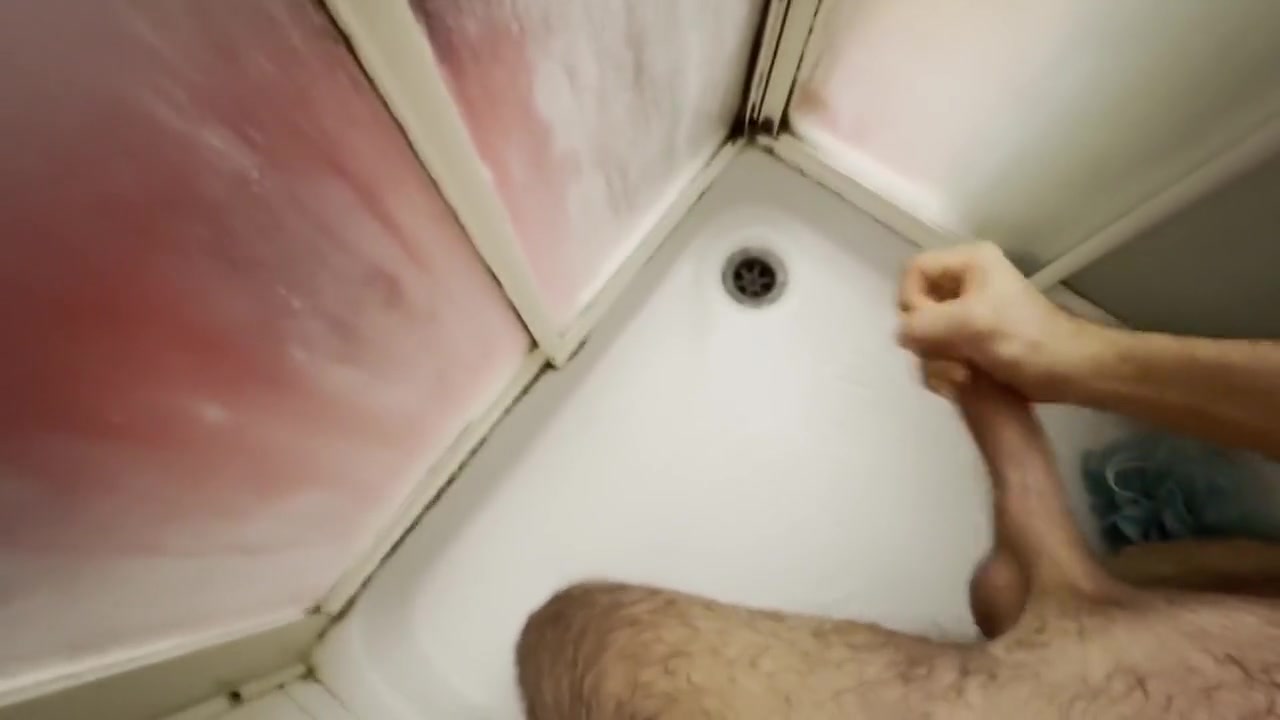I Didnt Resist To Masturbate In My Shower