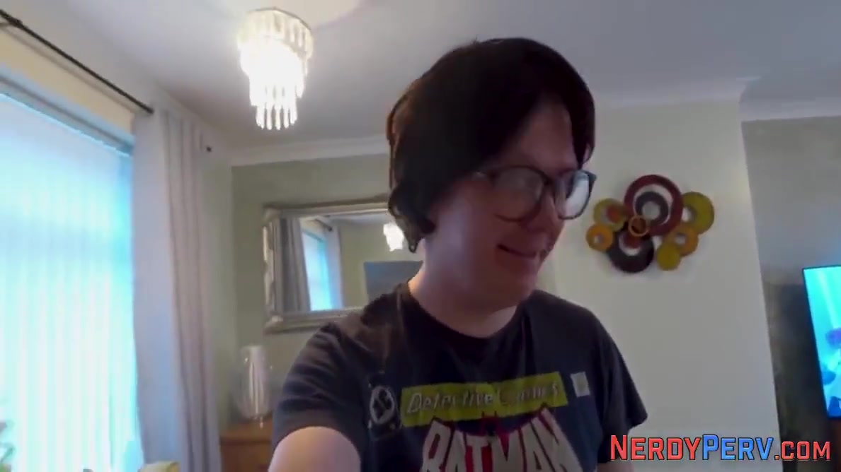 Yorkshire Nerd Cums Into Big Babes Mouth