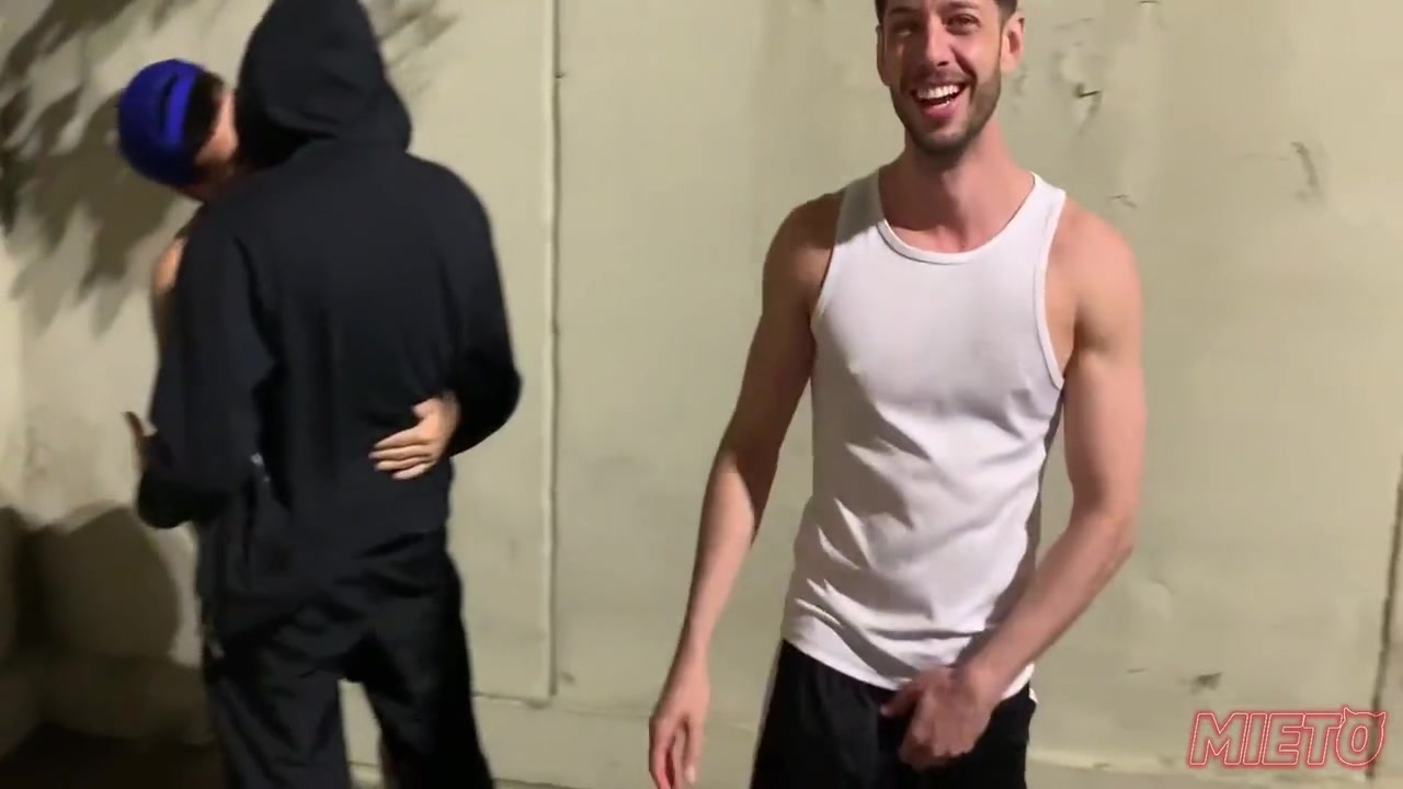Gay Porn - Cacando Sexo Nas Ruas De Sao Paulo, Com O Fernando Brutto. Xvideos Red 5 Min