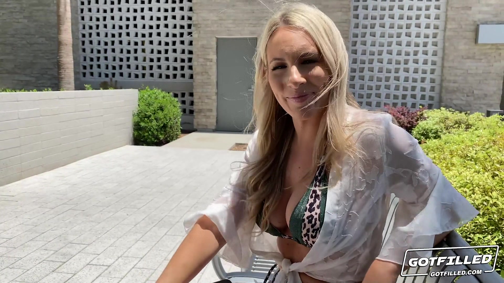 Busting A Nut In Bunny - GotFilled