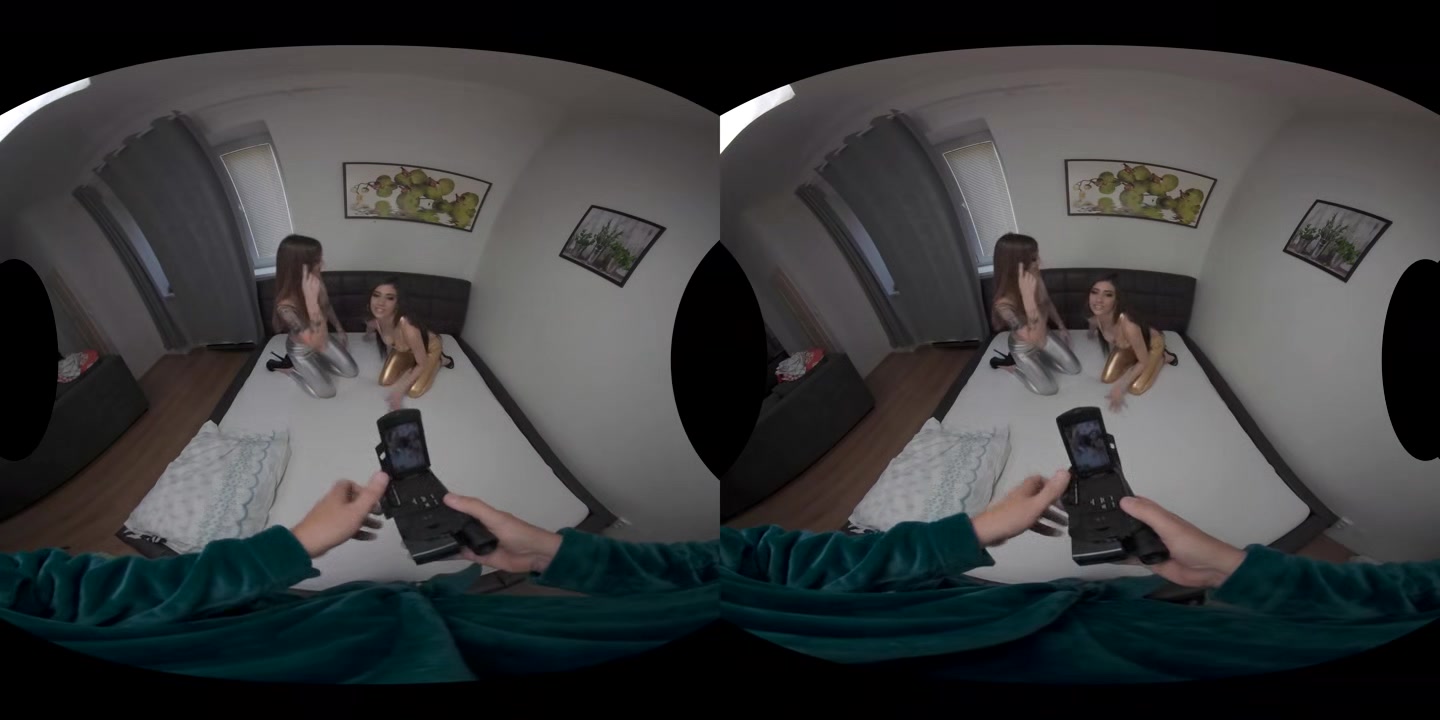 Mina K and Emily Pink: Silver and Gold - POVcentralVR