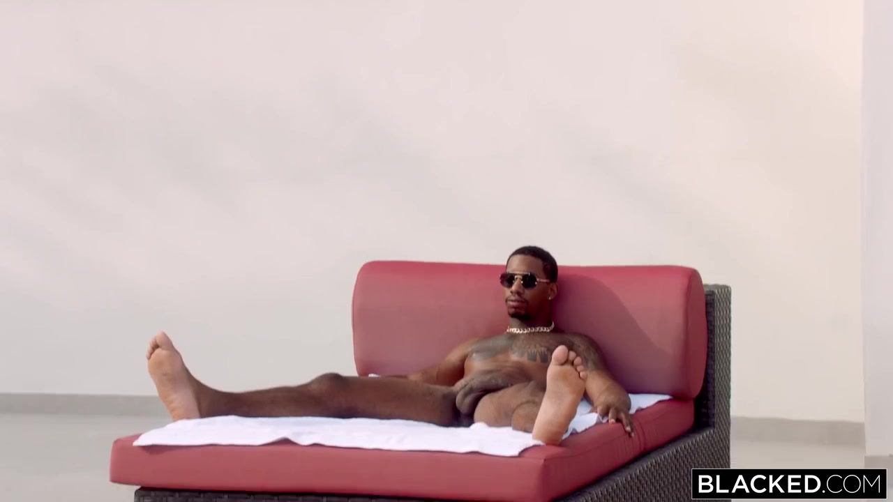 He Pleases His Wife By Inviting A Bbc To Fuck Her