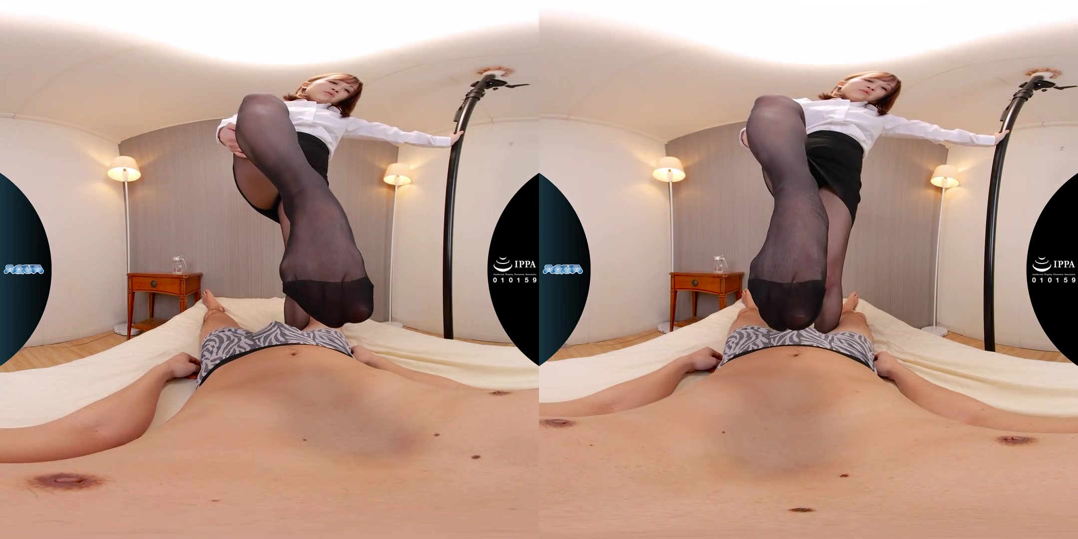 Ayumi Kimino - Female Boss With Endless Curves Takes Advantage Of My Pantyhose Fetish