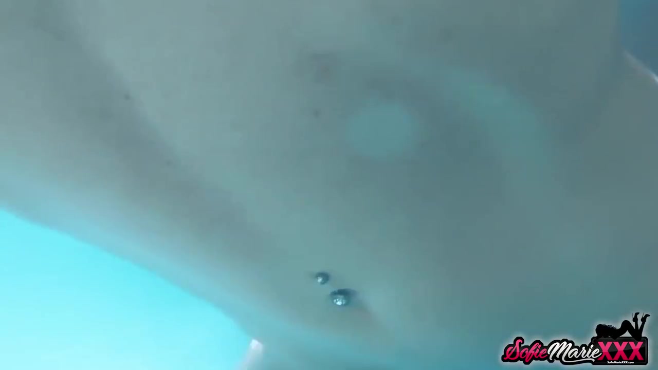 Brunette Cougar Gets Fucked Hard Underwater With Sofie Marie