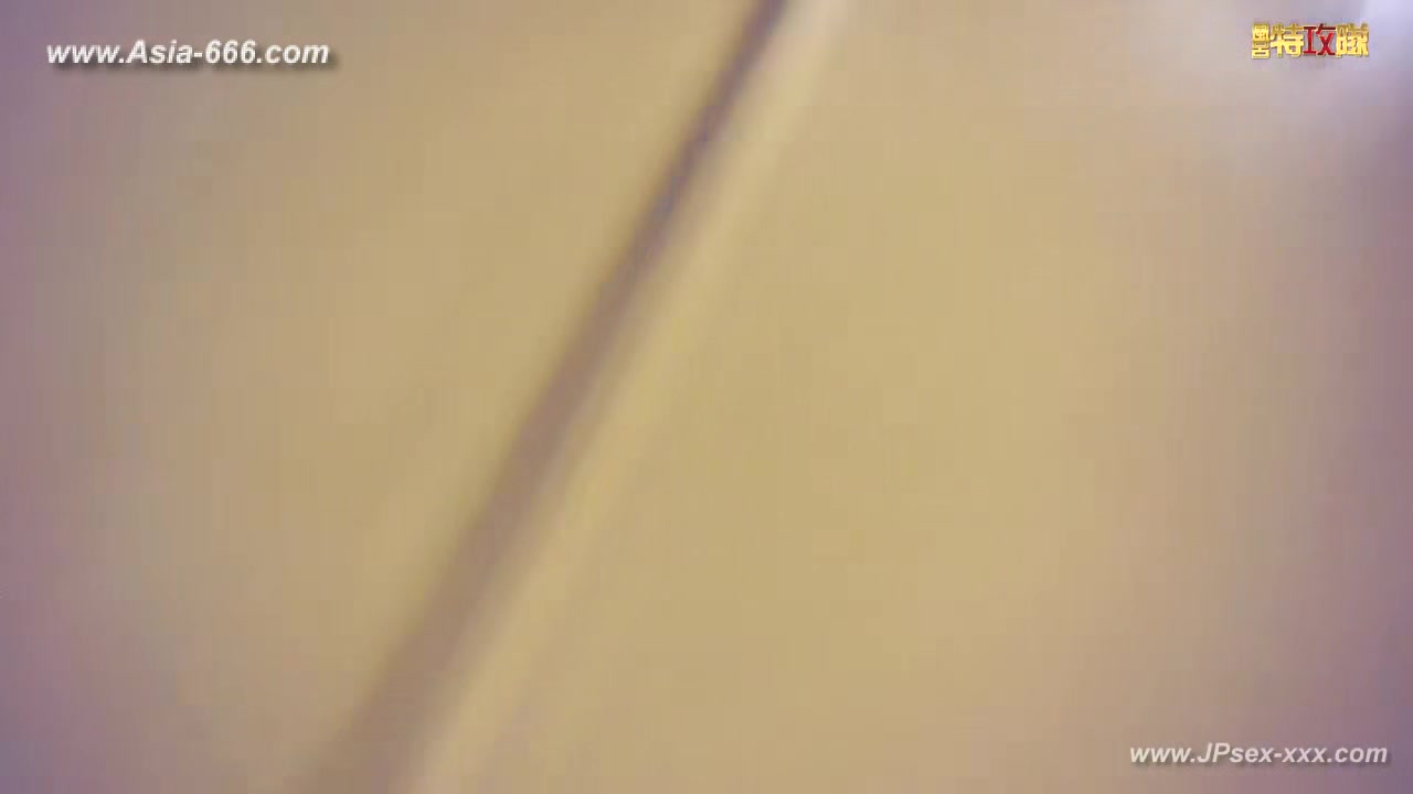 japanese public bathroom changeroom.71