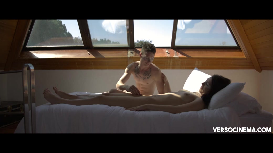 Lobo Luna Ruiz in Driving - VersoCinema