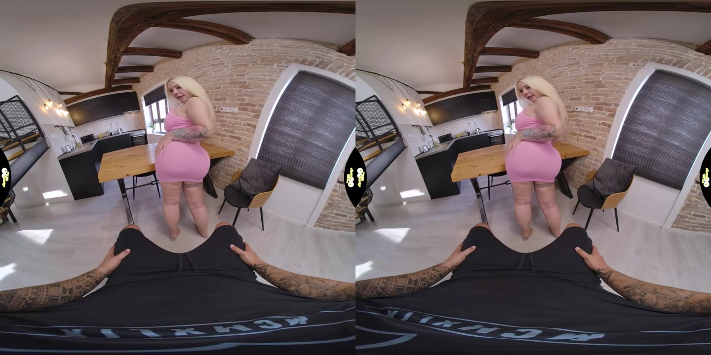 Sex with BBW - SqueezeVR