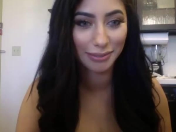 She loves to squirt