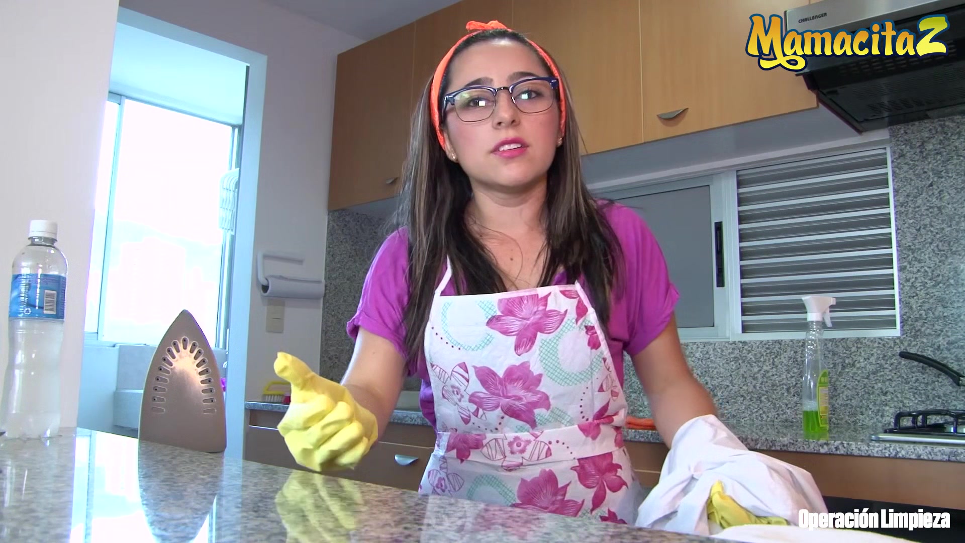 MAMACITAZ - Lucky Guy Bangs His LAtina Maid And Record Everything On Cam - Francis Restrepo