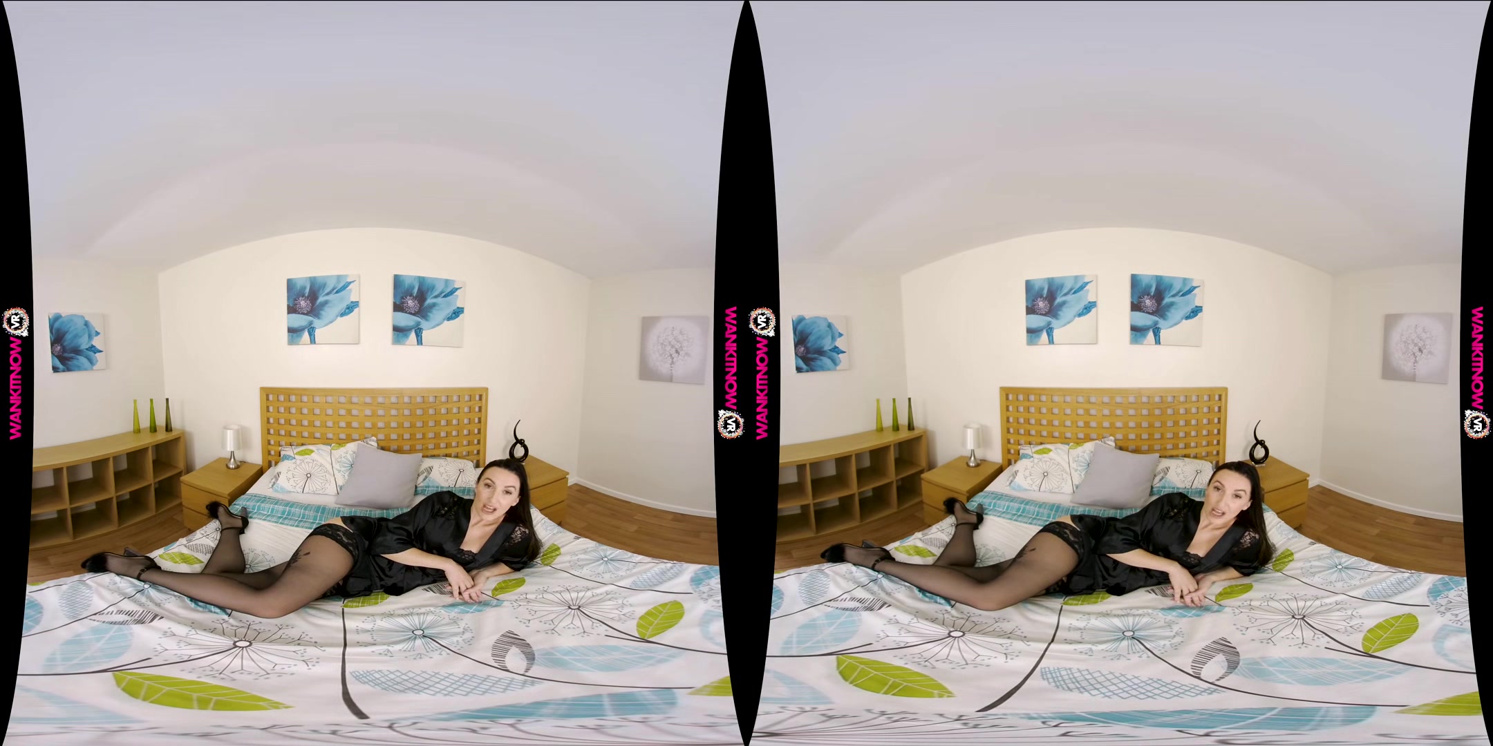 Handy Wanker - Petite Small Tits Nylons - Sexlikereal