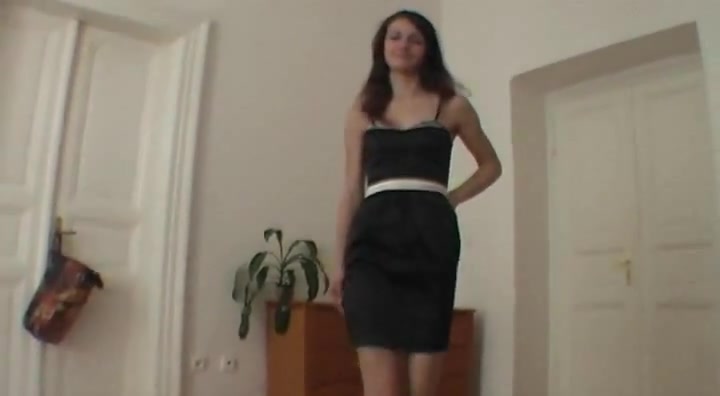 Cute 18yo lapdances and sucks huge cock