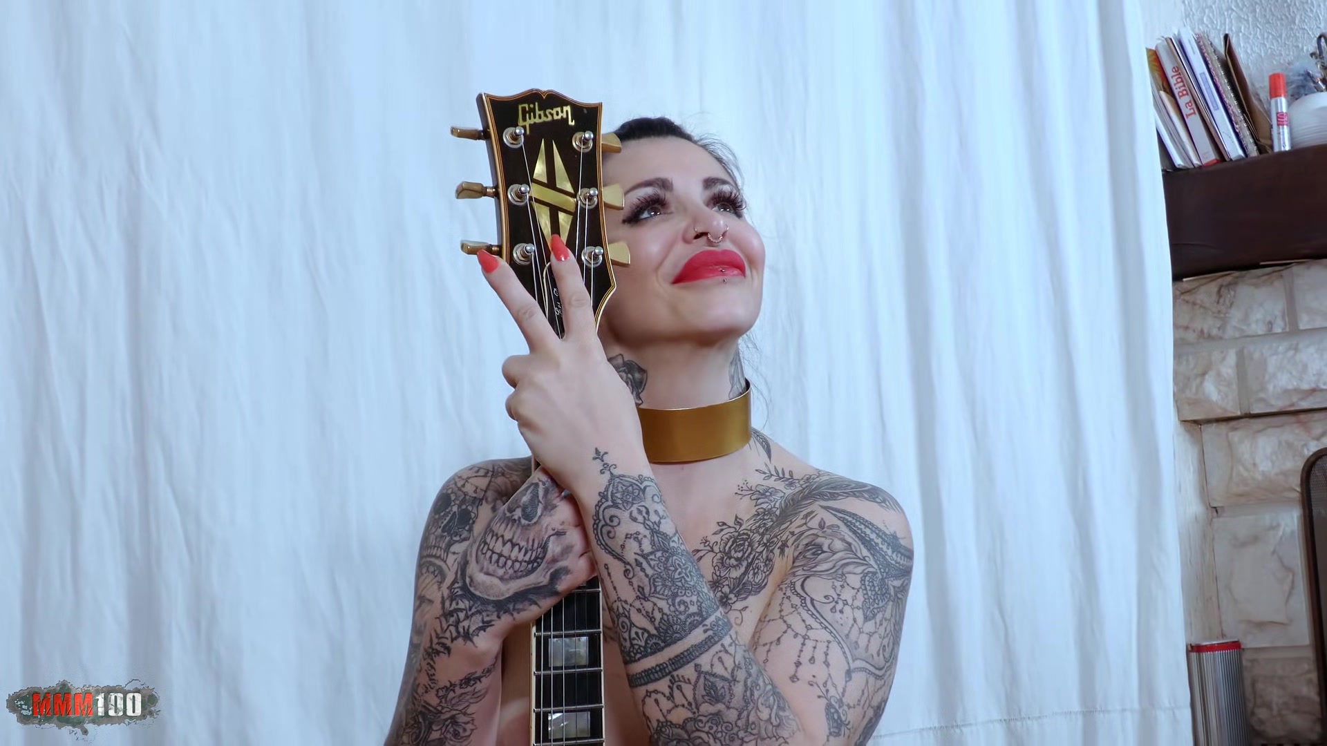 Fuck Machine And Anal Sex For The Beautiful Tattooed French Alicia Dark
