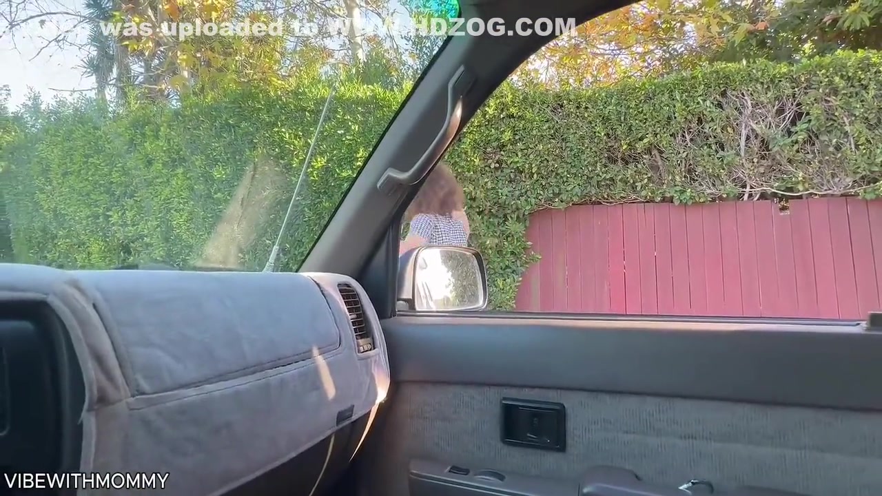 Jewish Milf Picks Up Random Guy For Sex At The Beach And Fucked By Stranger In Bikini 17 Min - Curly Hair And Vibewithmolly