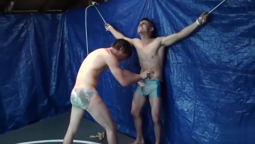 Hot Wrestling