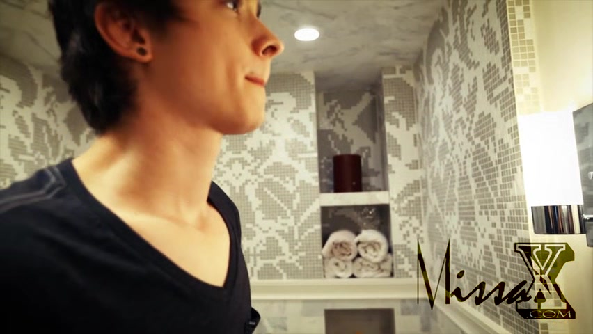 ARCHIVE: Gender Change Alien Panties II