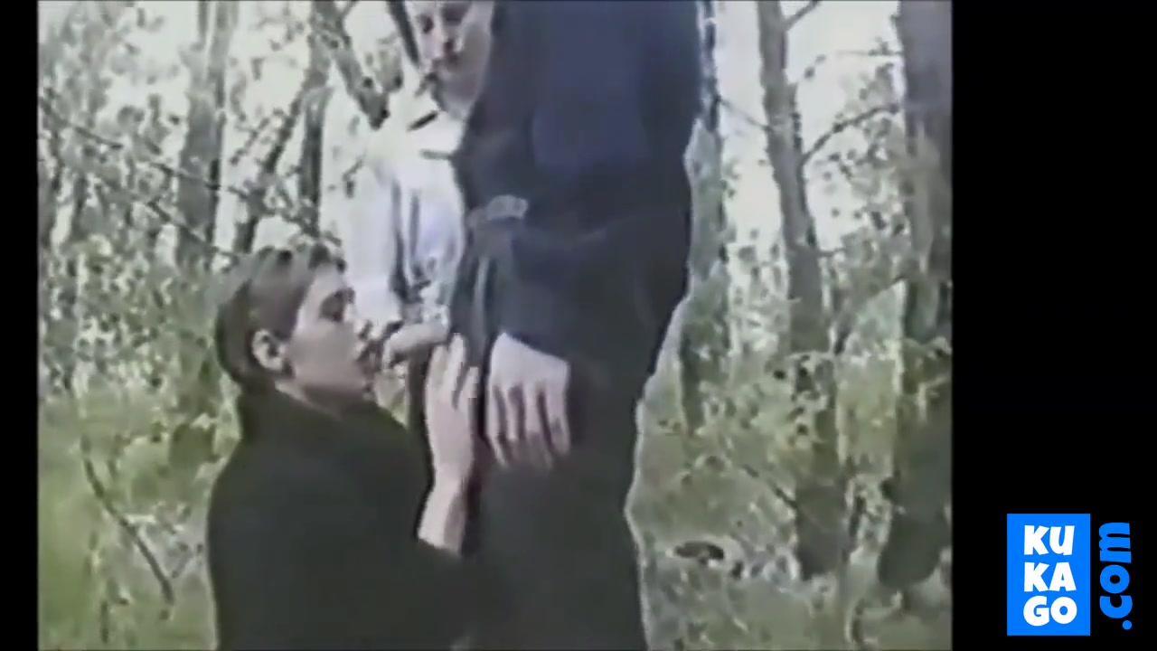 Two Amateurs Milfs In Stocking Fuck Lucky Guy In The Fo