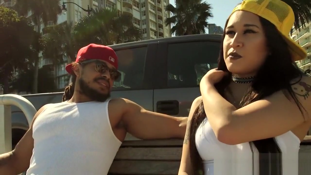 Shemale Pinky Meets BBC