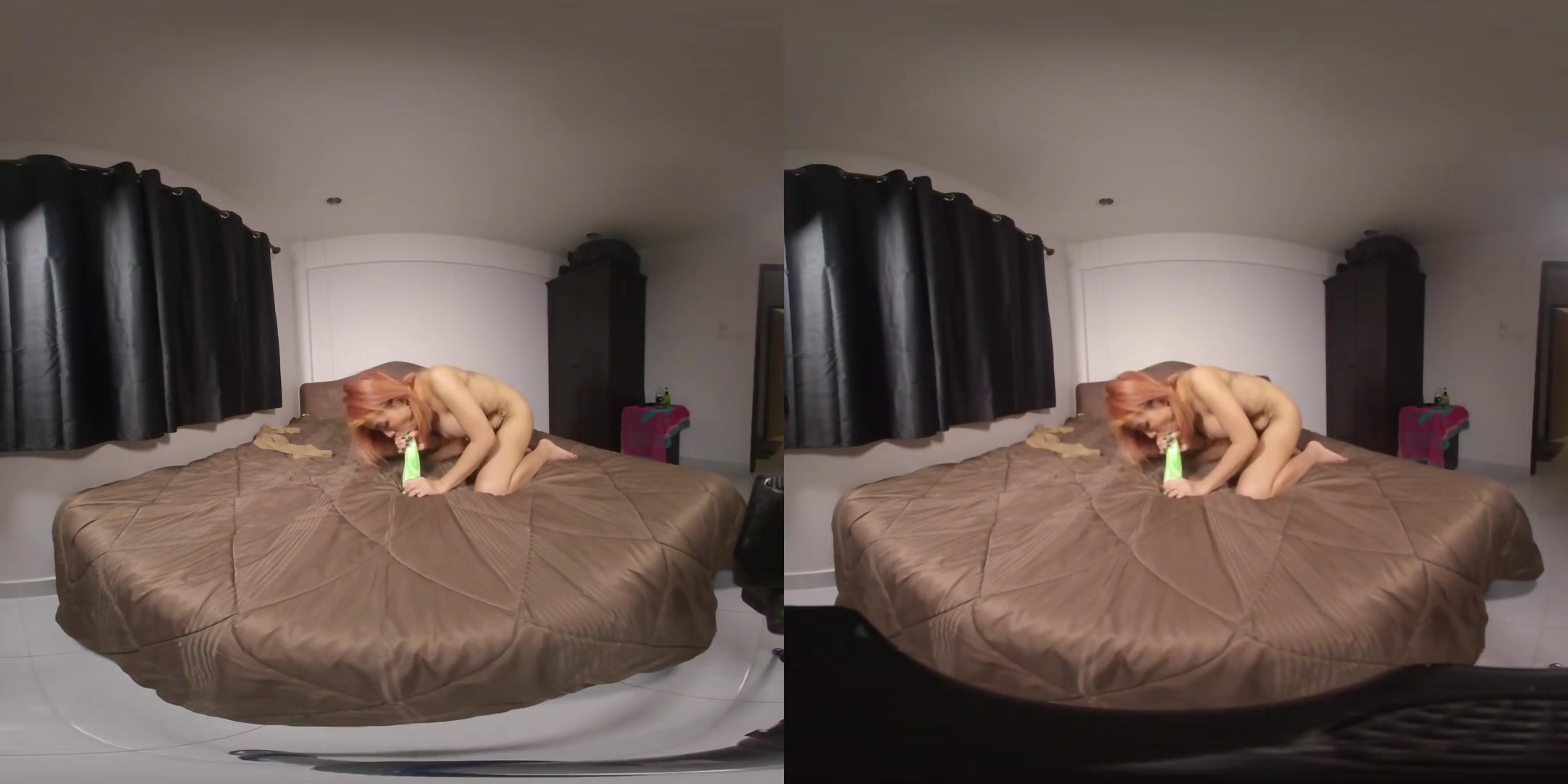 Amy Vs Green Space Dildo And Omni