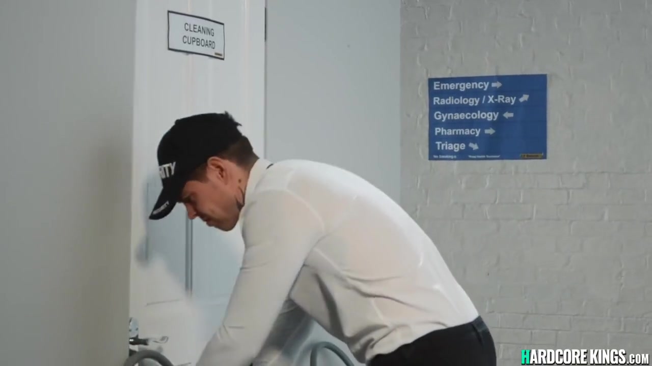 Little Doctor Fucking Big Tits Nurse With Jordi El Nino Polla