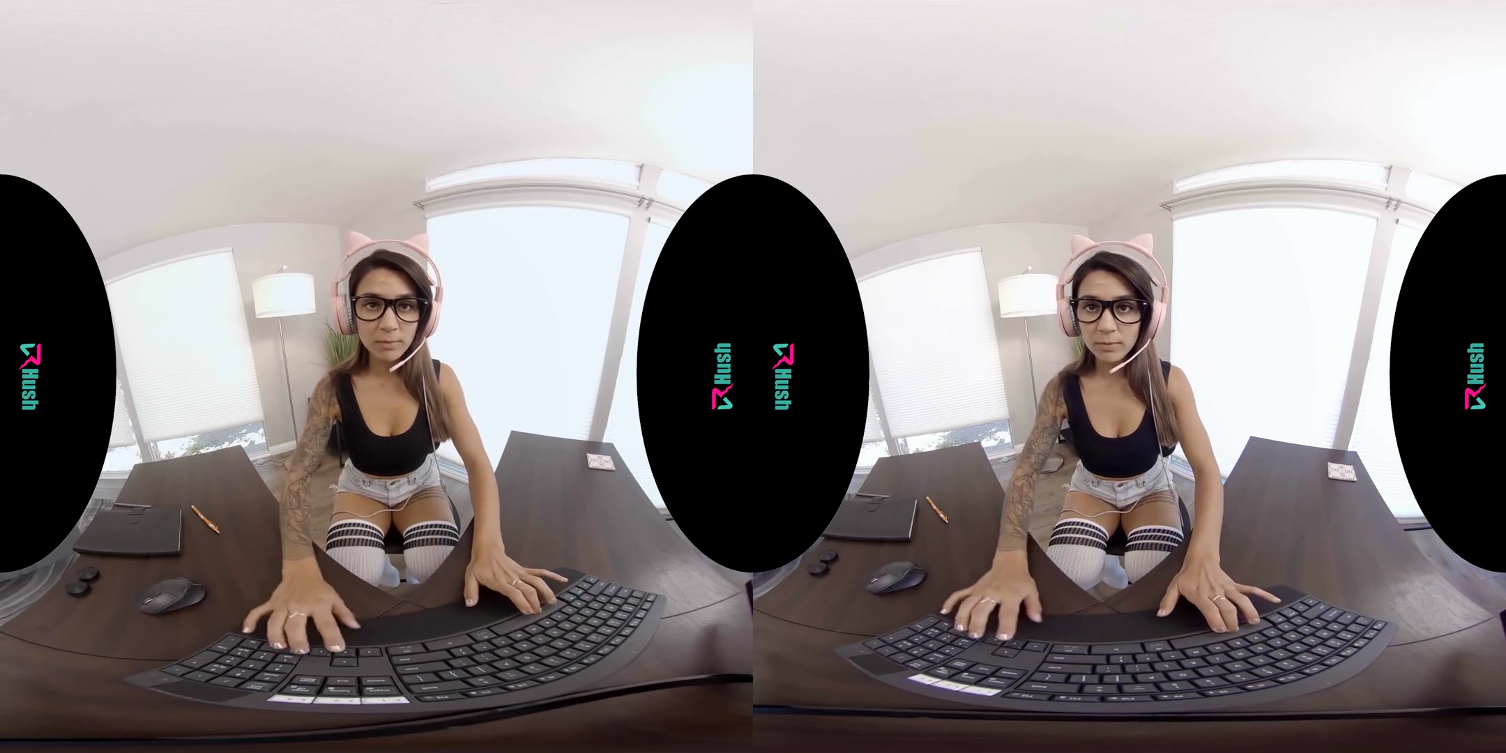 Do You Want Me To Keep The Stream On? - SexLikeReal