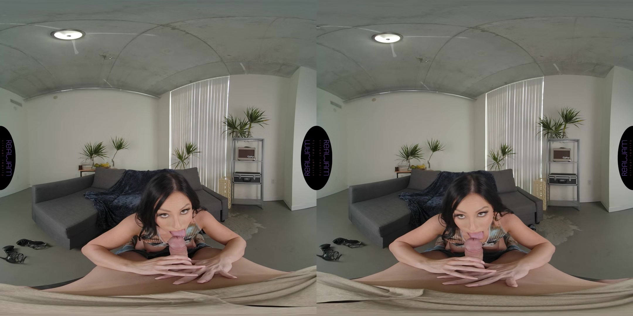 RealJamCasting: Jennifer White