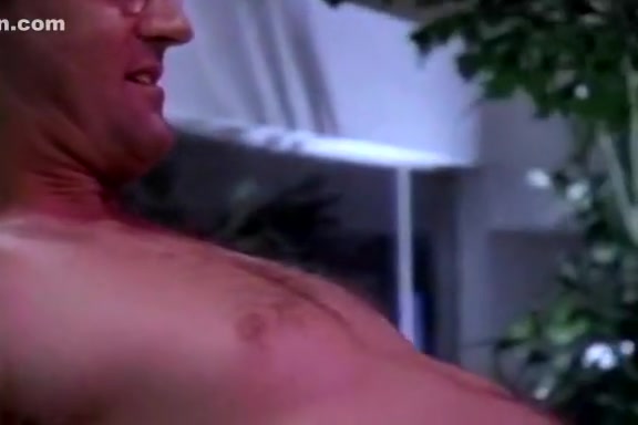 Victoria Paris, Mike Horner in hot scene with legendary porn star Victoria Paris