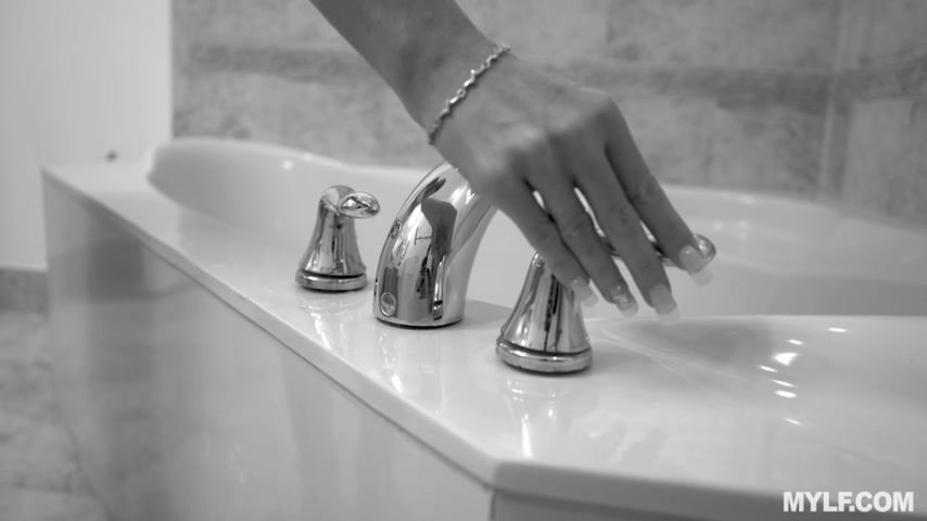 Bath Time Becomes Play Time - MYLF