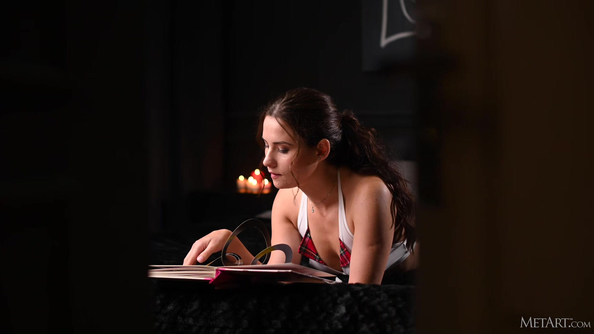 Bedtime Story - Mara Blake - Met-Art