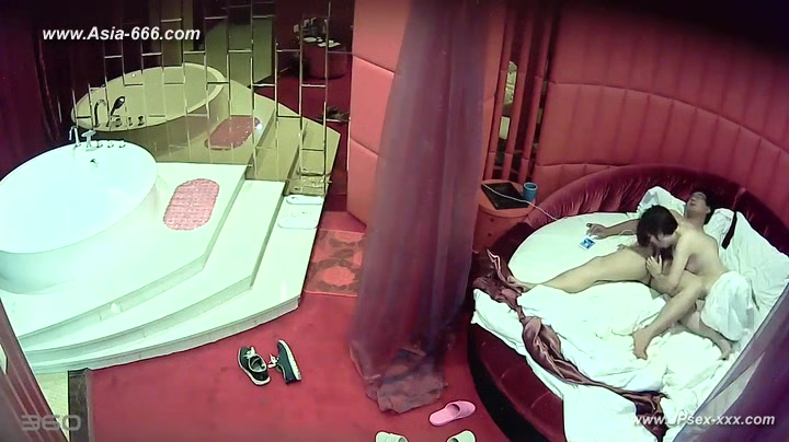 Hackers use the camera to remote monitoring of a lover's home life.149