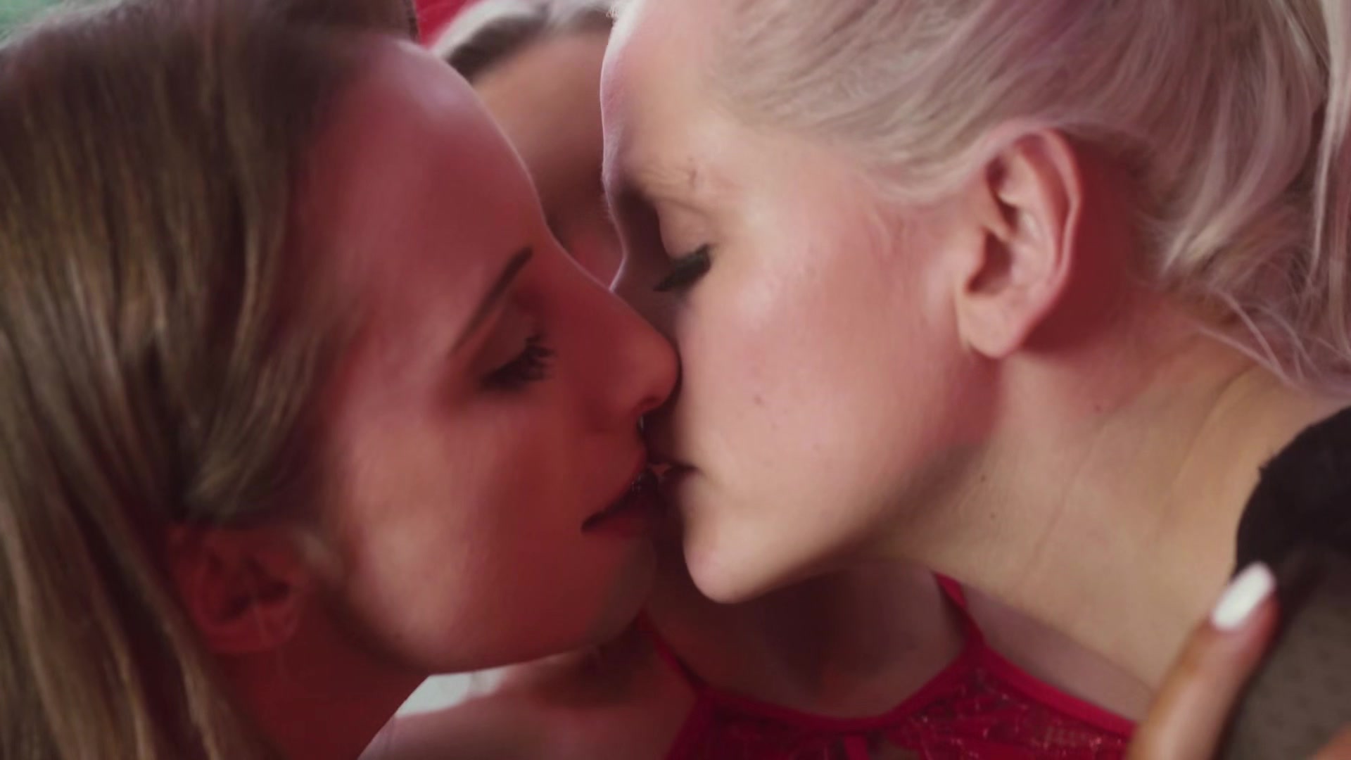 MyDirtyHobby - German amateur babes getting ready for Valentine's day
