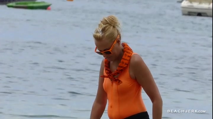 A Titty Mixer - BeachJerk