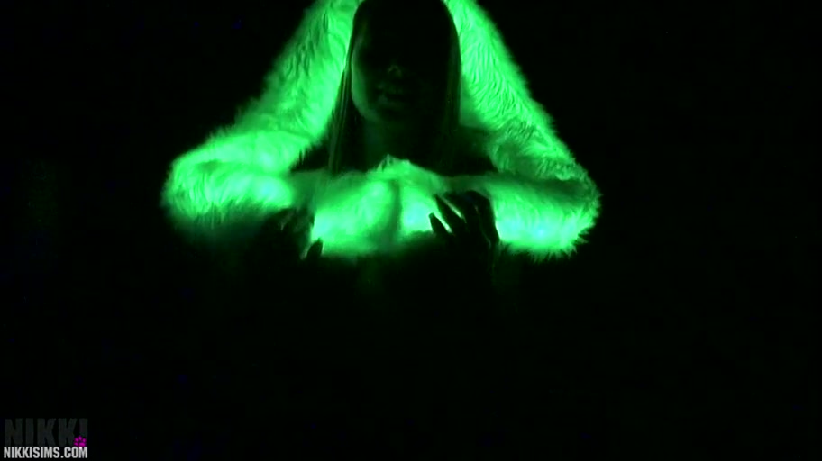 Nikki Lit Up Video