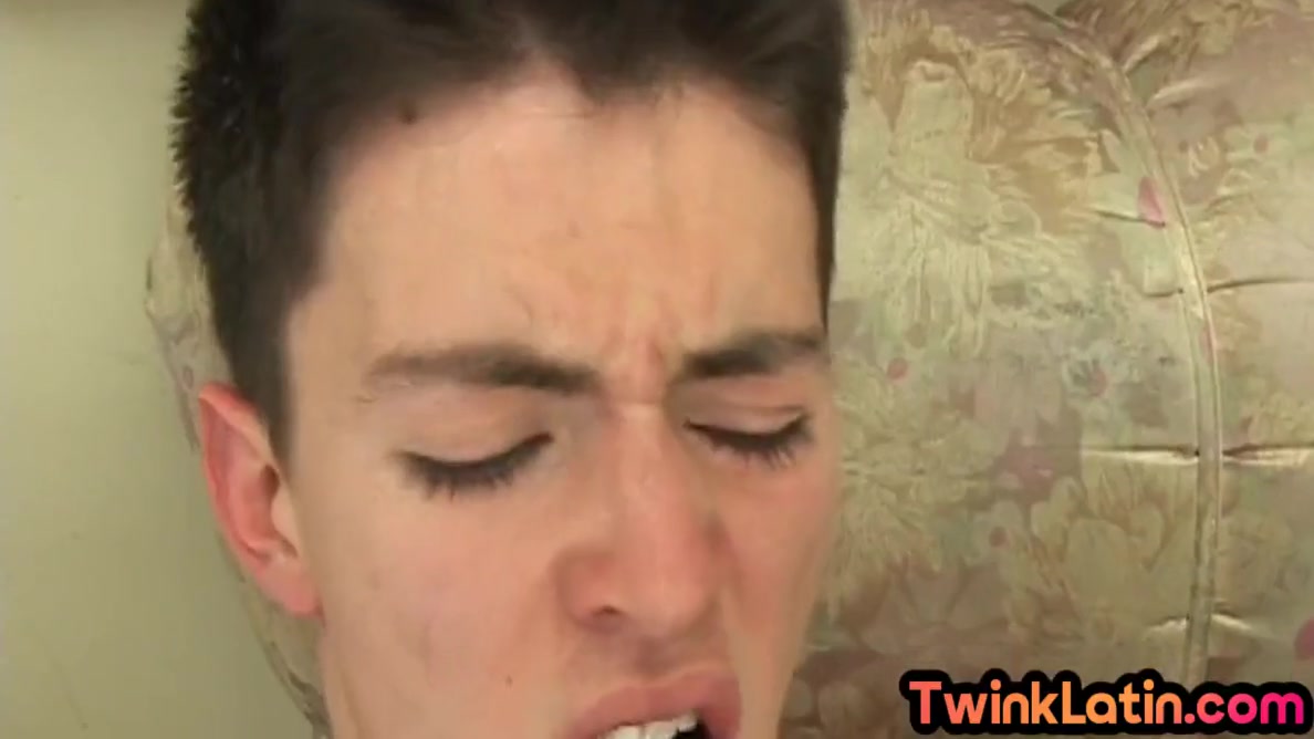 Skinny Amateur Spanish Twink Swaps Cum After Bareback Anal