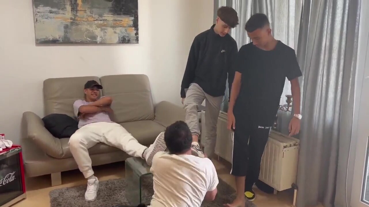 Master hot sneaker boys