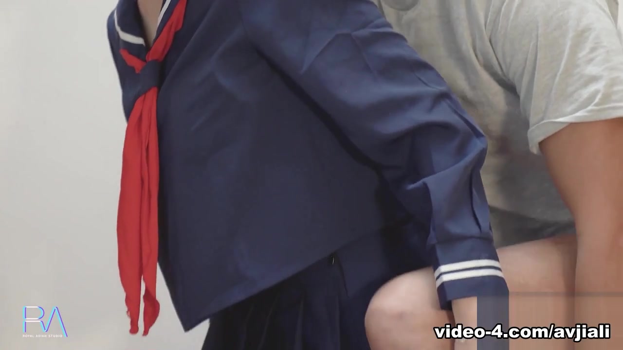 Xiao Ye Ye seduces and fucks her older Step siblingвЂ™s boyfriend