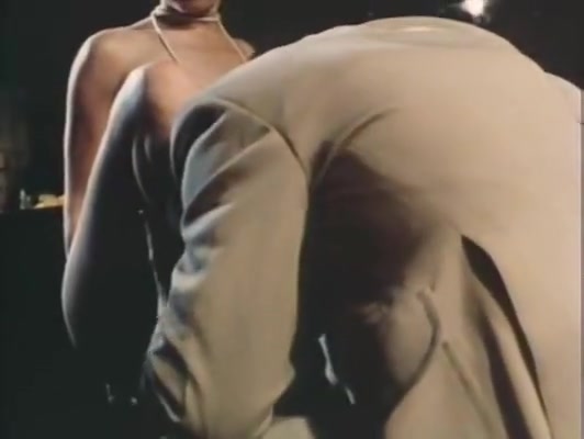 Samantha Fox, Molly Malone, Don Peterson in vintage porn video