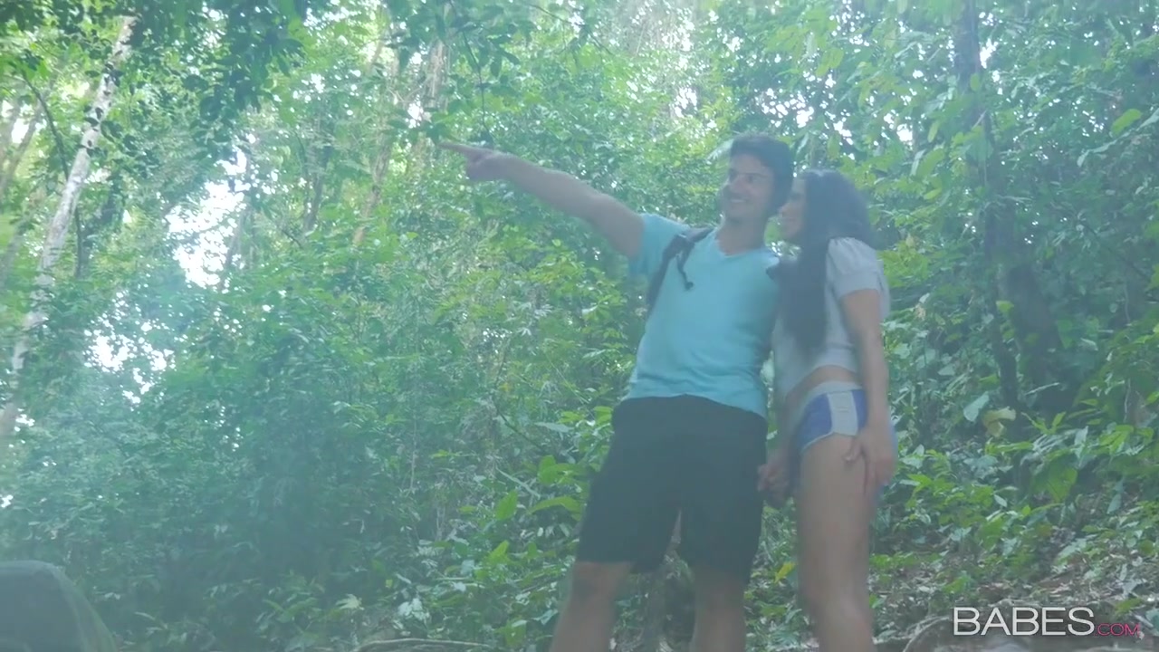 Alexa Tomas in Wild Life - BabesNetwork