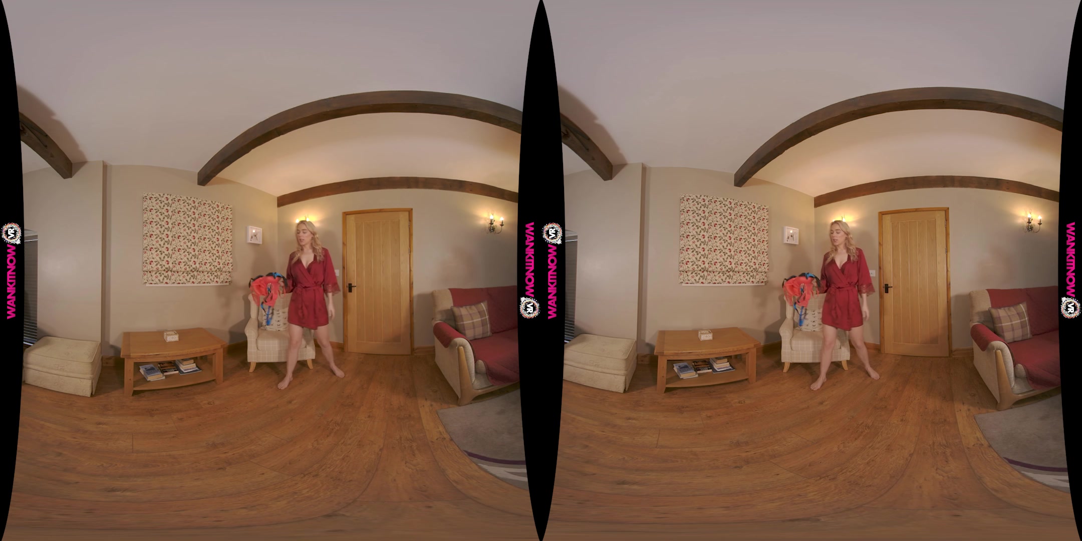 Lingerie Thief featuring Amy W - WankitNowVR