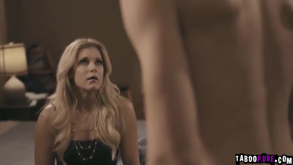 India Willingly Sucking And Hump Her Stepson - India Summer And Pure Taboo