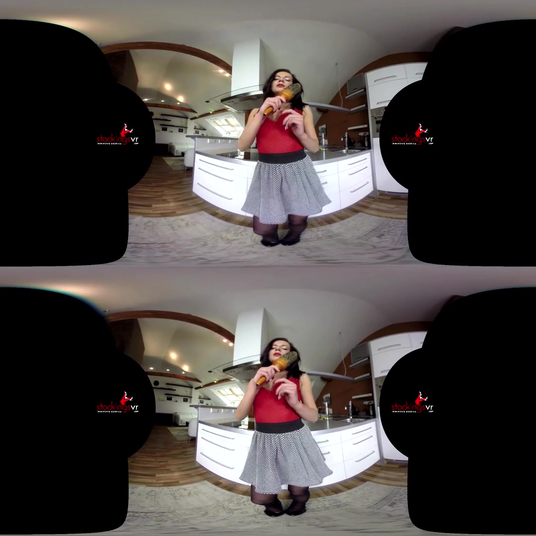 Lola Ver in No Man, No Problem Lola Ver - StockingsVR