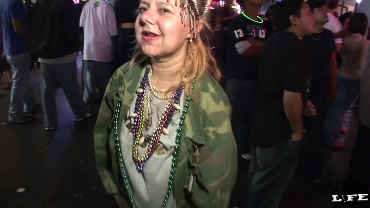 Mardi Gras Street Girls Flashing Tits And Pussy In Public New Orleans