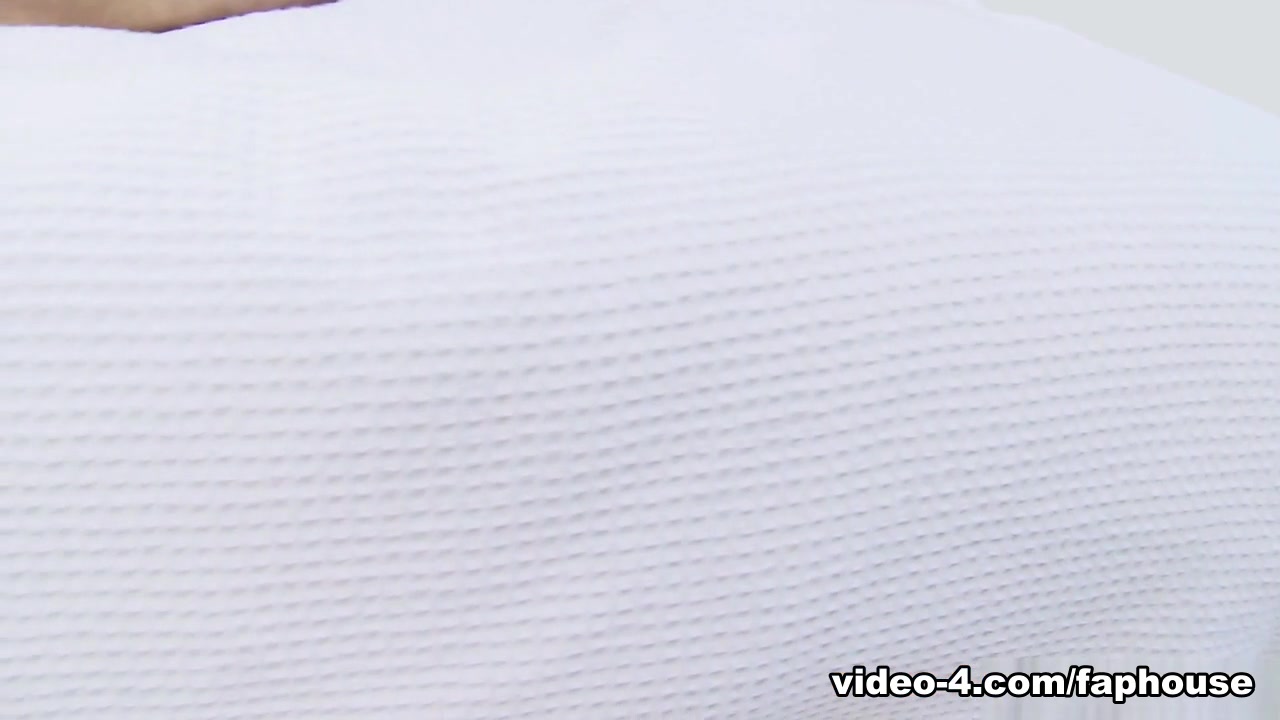 Perfect ebony nurse fucking a patient - FapHouse
