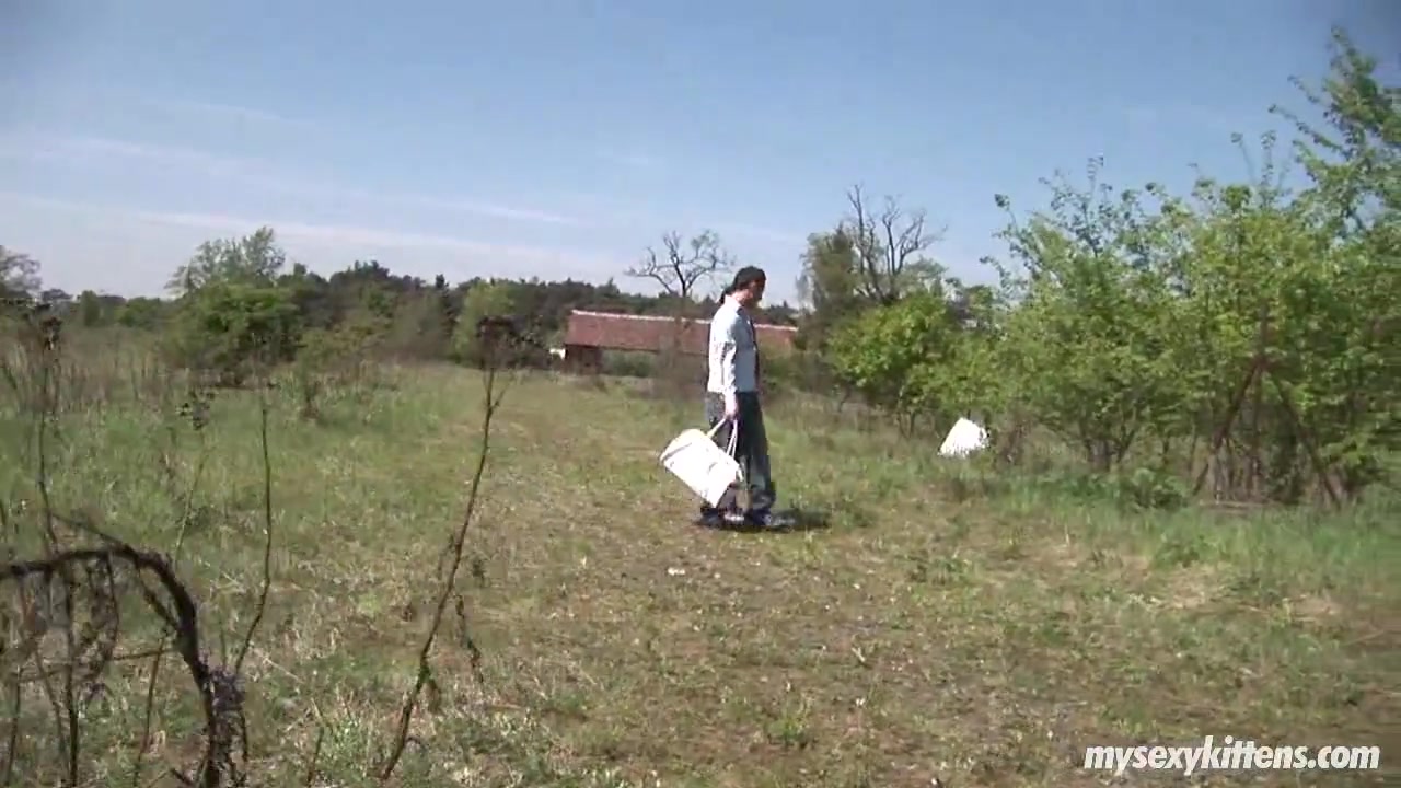 teen 18+ hottie gets fucked and jizzed outdoors